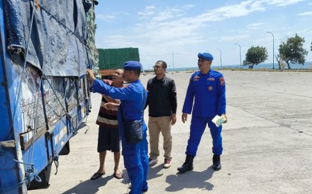 Polres Situbondo Perketat Pemeriksaan Muatan Truk di Pelabuhan Jangkar