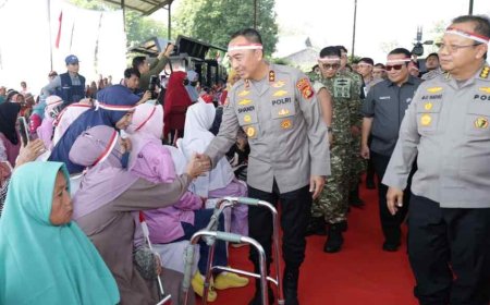 Polda Sumsel Gelar Bakti Sosial dan Kesehatan pada Peresmian Jembatan Merah Putih di Banyuasin
