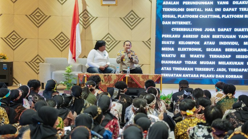 Wakapolresta Malang Kota Bekali Mahasiswa “Tameng Digital” Waspadai Cybercrime, Pinjol Ilegal hingga Judol